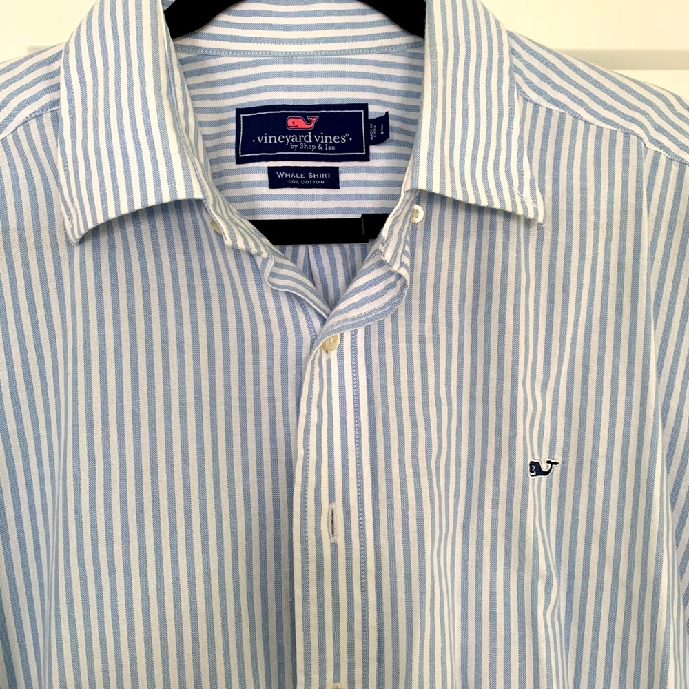 Used Large Like new Vineyard Vines Whale Shirt